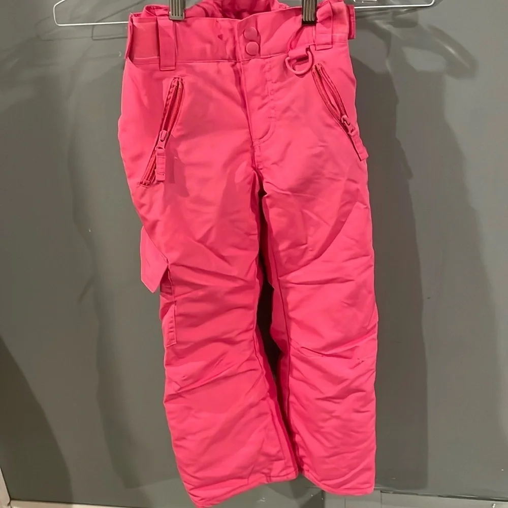 Roebuck & Co. pink Insulated Winter Snow Pants Kid’s Youth Size medium 5/6 ⛄️